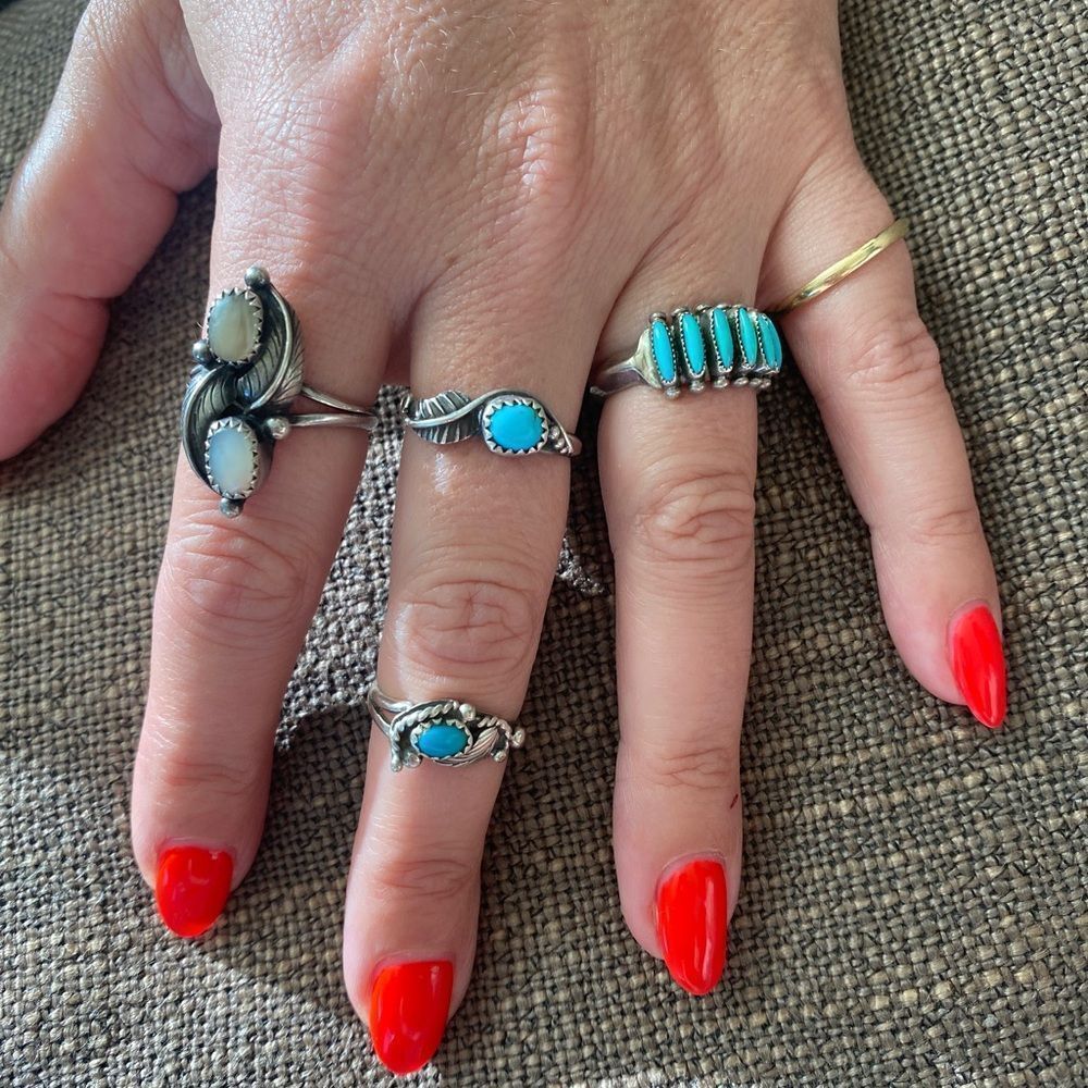 ♦️SOLD♦️ 🦋 Zuni Turquoise and Sterling ring. 🦋 Native American - Picture 2 of 5